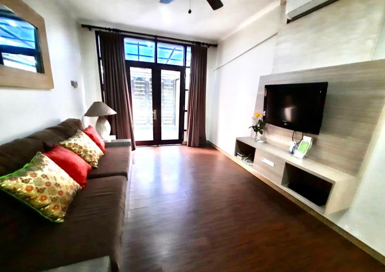 Kuta Regency B10 One Bedroom Villa Bagian luar foto